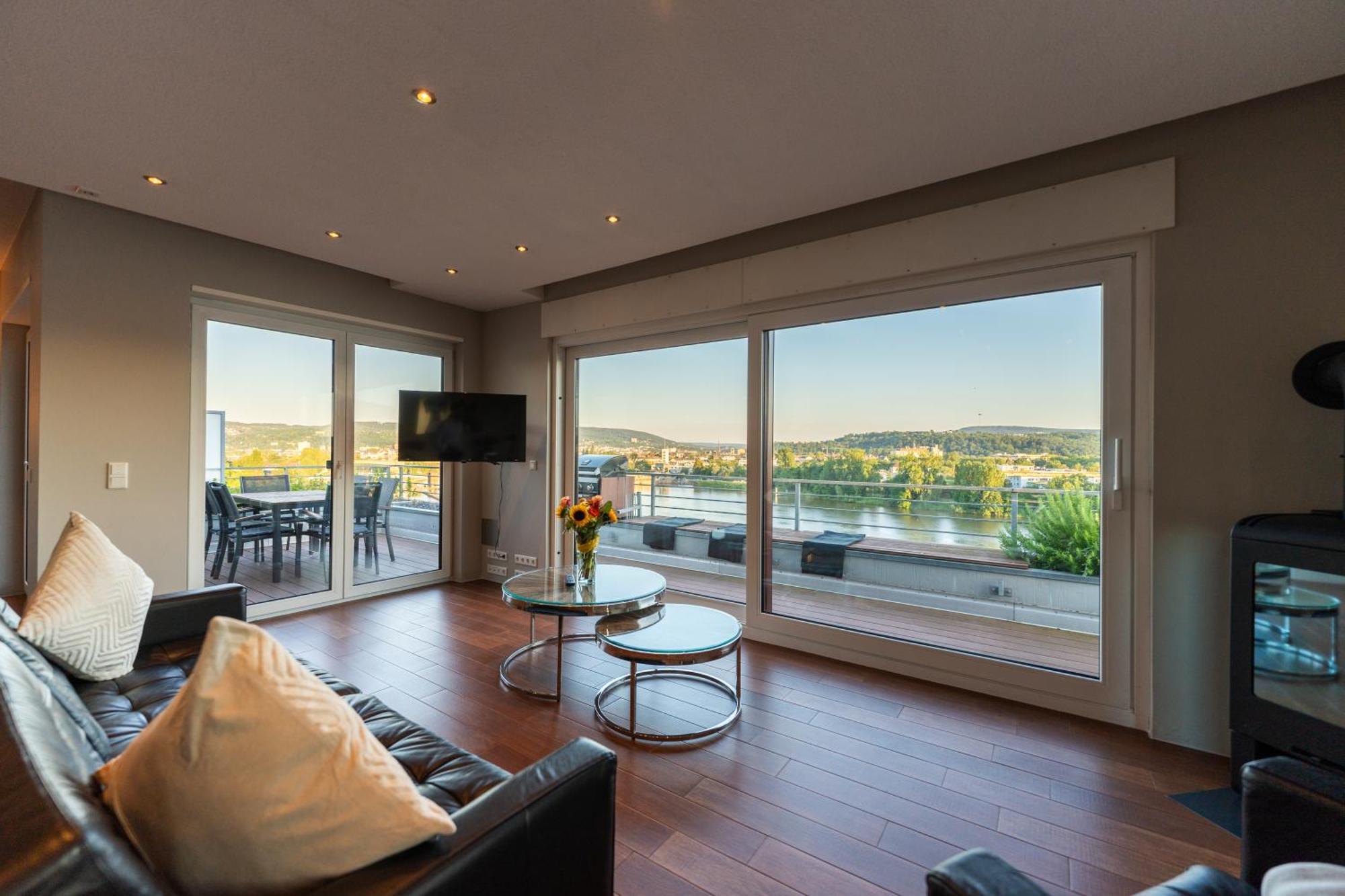 Apartment Penthouse Mit Schoenem Moselblick In Metternich *